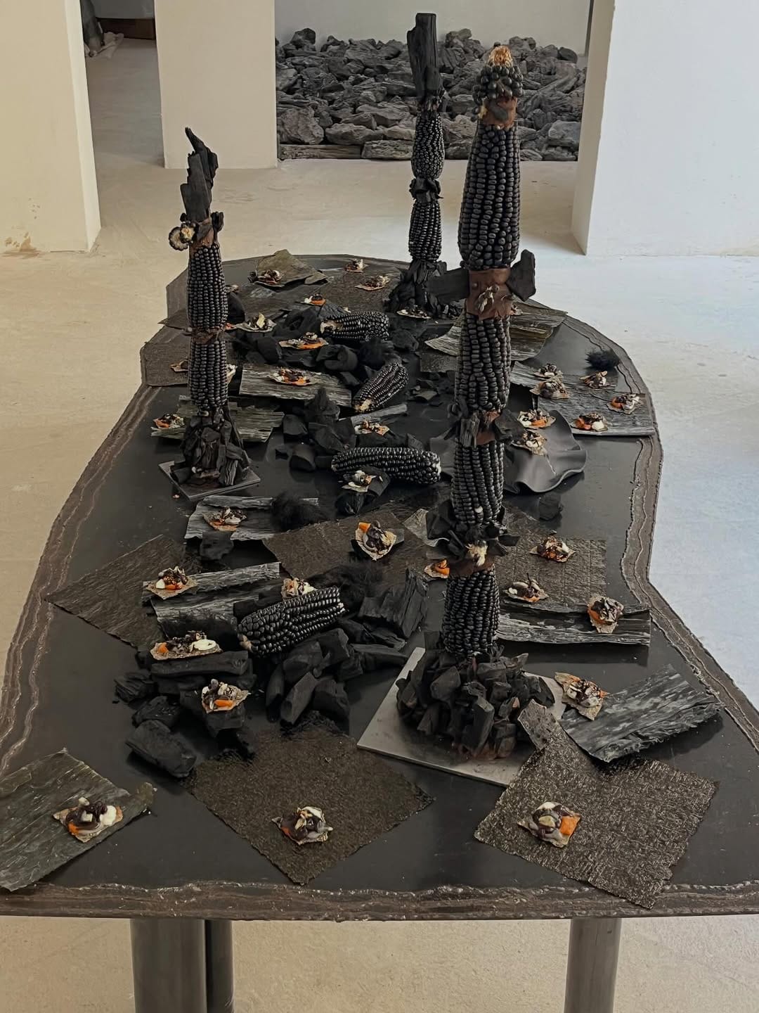 Post 8 by Caique Tizzi on Instagram (carousel)