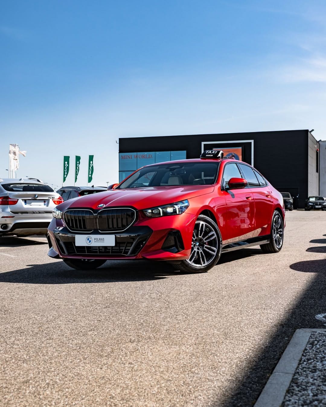 Post 1 by BMW PELRAS TOULOUSE on Instagram (carousel)