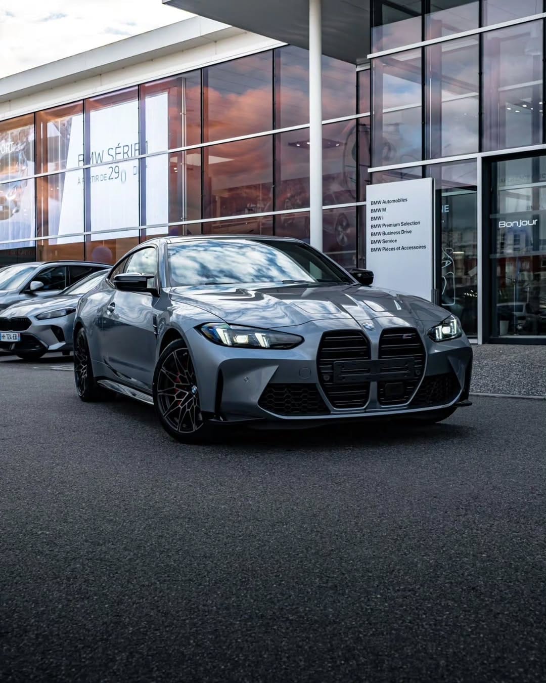 Post 7 by BMW PELRAS TOULOUSE on Instagram (carousel)