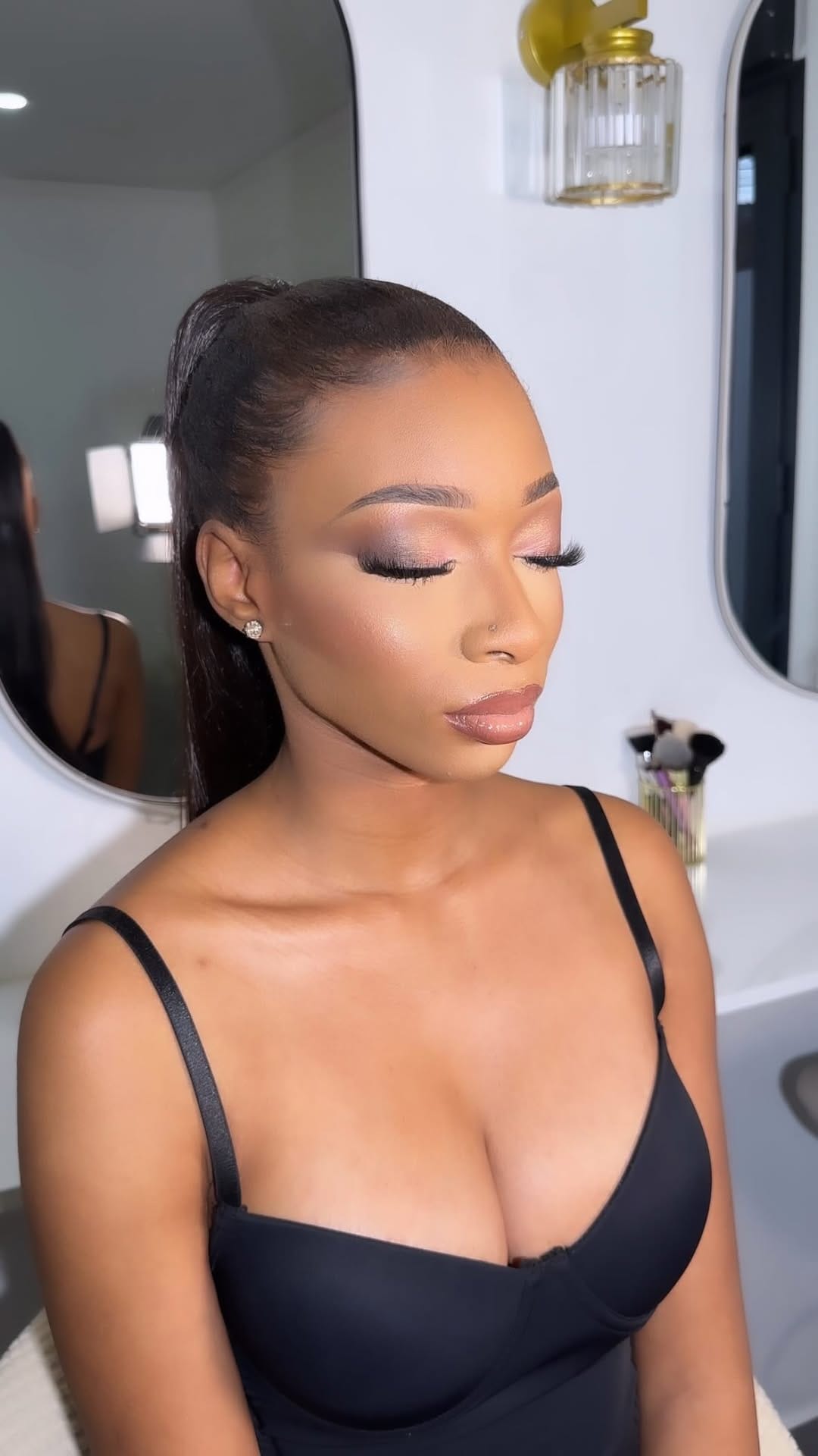 Post 1 by KadiaGlams Makeup on Instagram (video)
