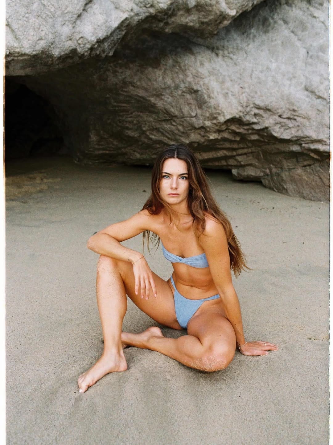 Post 7 by Charlotte Kyra on Instagram (image)