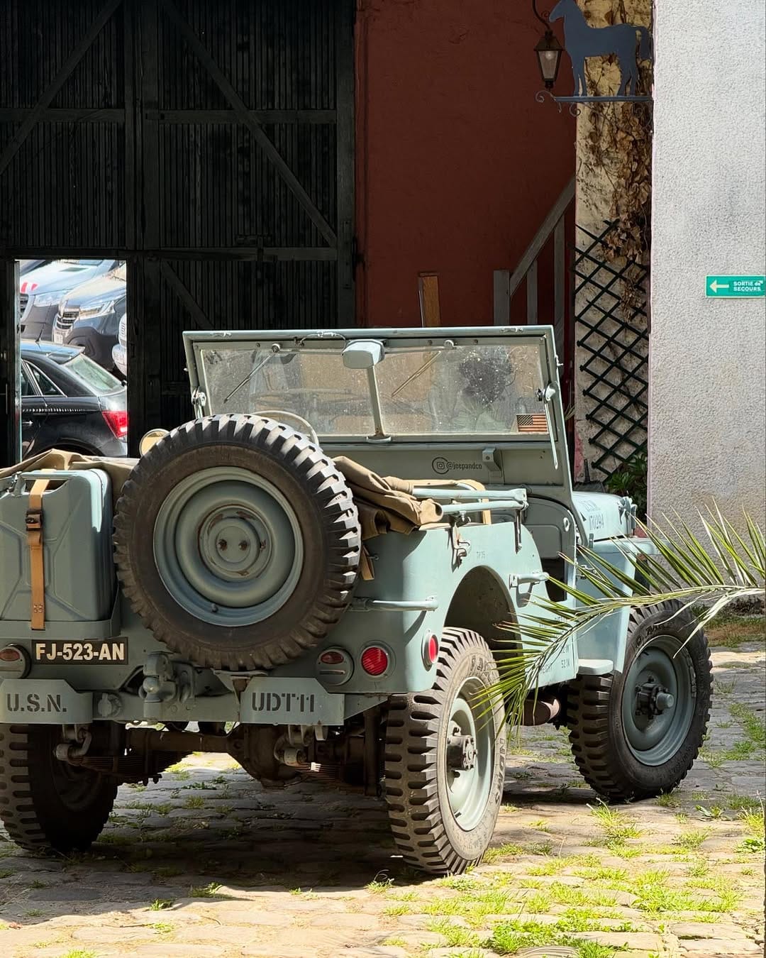 Post 7 by Jeep & Co. on Instagram (image)