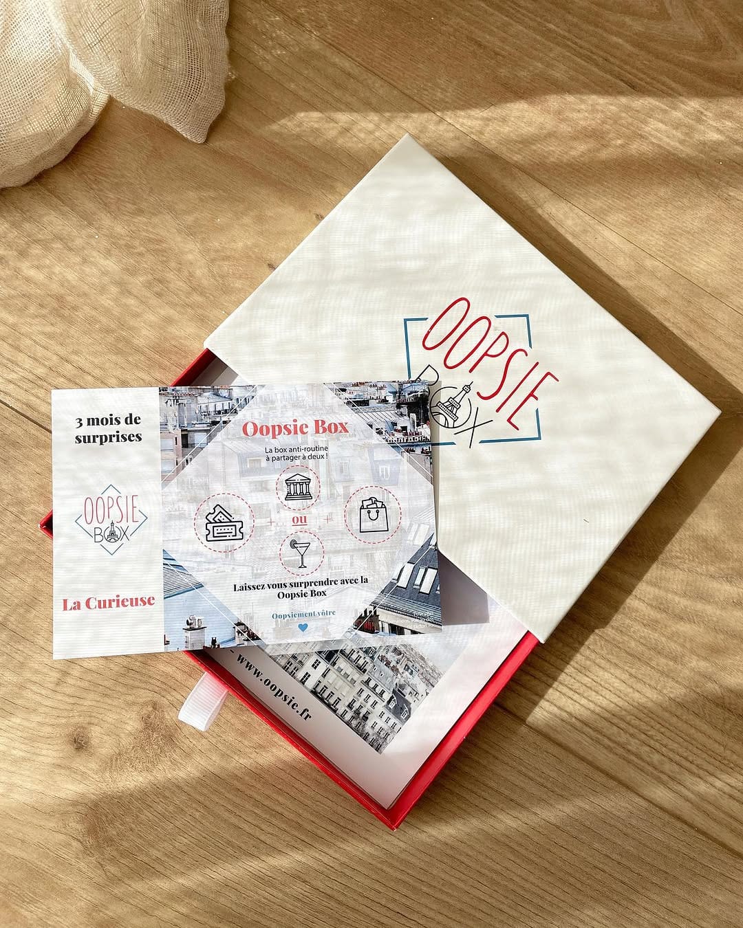 Post 2 by Manon Cailleau on Instagram (image)