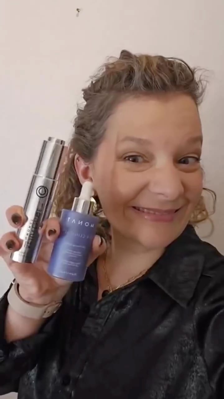 Post 5 by Lucille Bongard : Régional Sales Manager on Instagram (video)