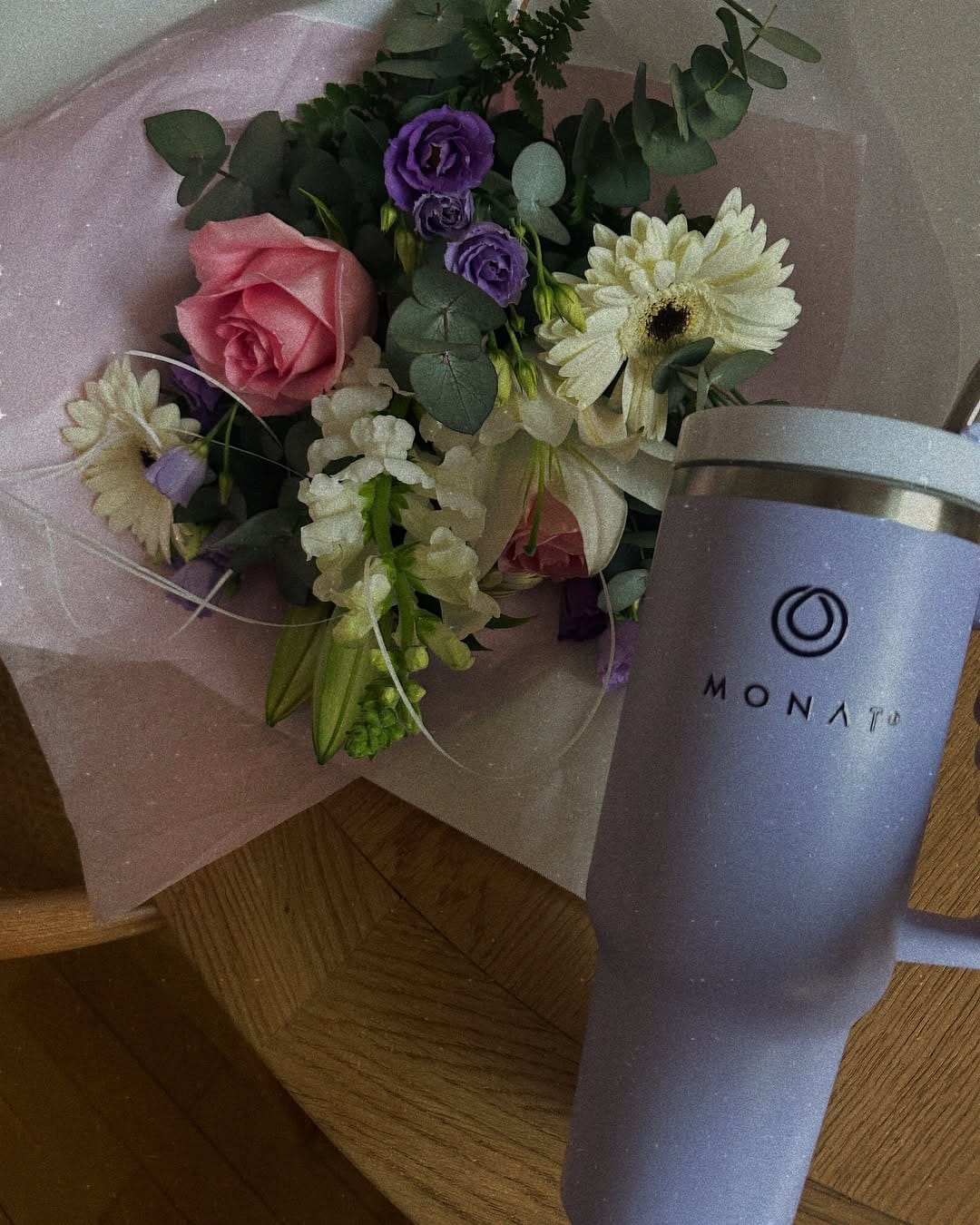 Post 7 by Lucille Bongard : Régional Sales Manager on Instagram (carousel)