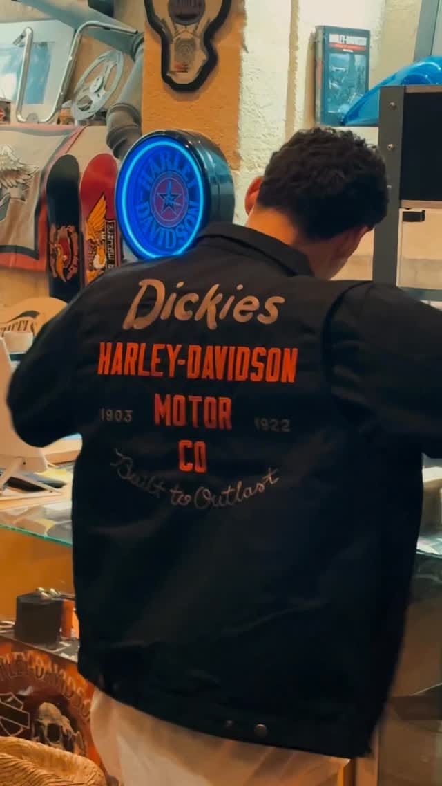 Post 4 by Harley-Davidson Paris Bastille on Instagram (video)