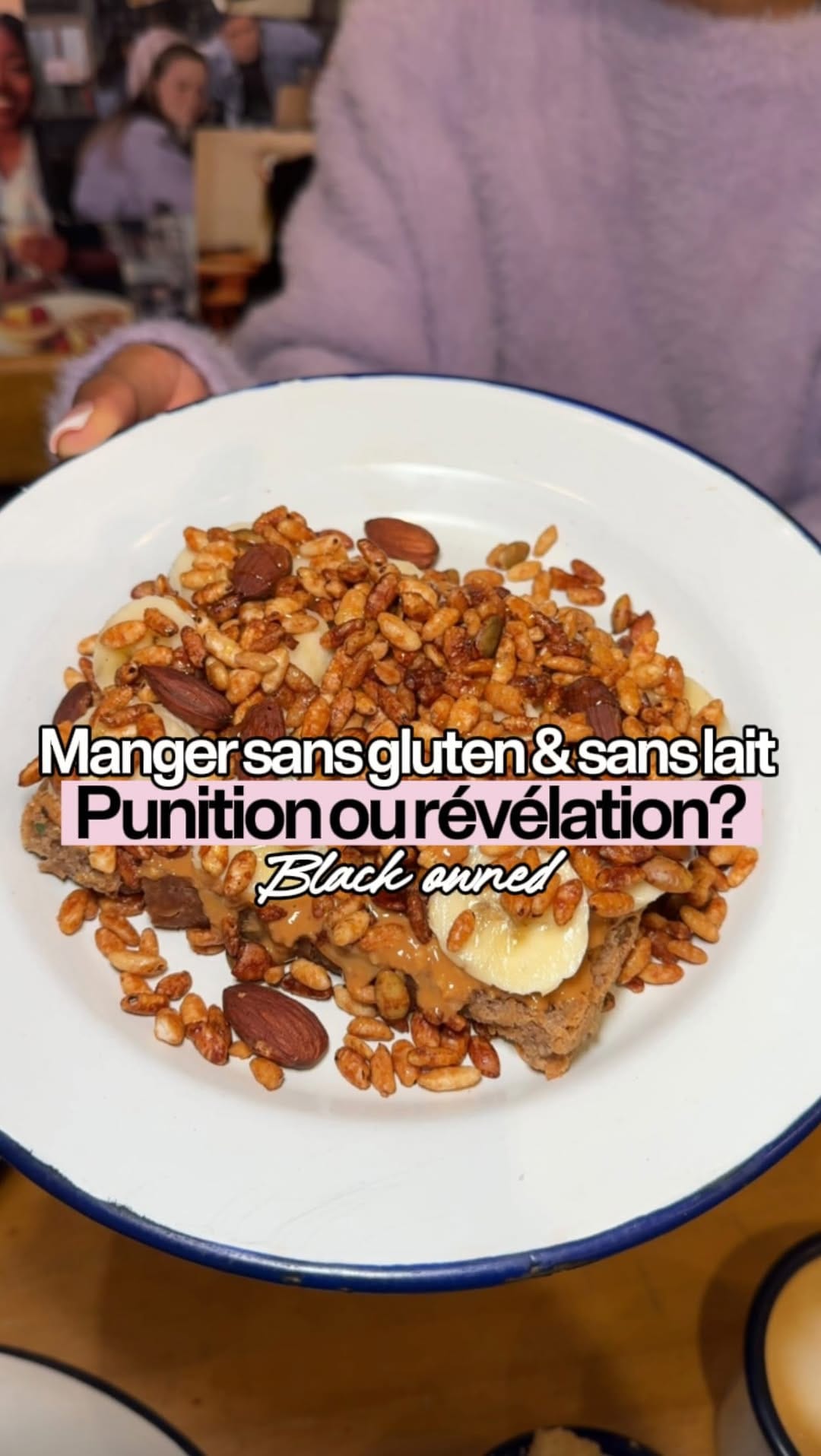 Post 4 by Café Mareva - Brunch lunch coffee 🧇🥑🍳🥓 on Instagram (video)