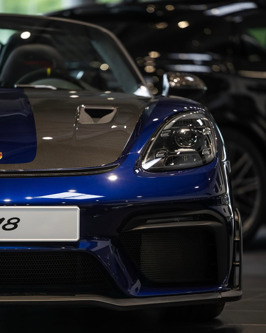 Post 1 by Centres Porsche Normandie - CAR LOVERS on Instagram (carousel)