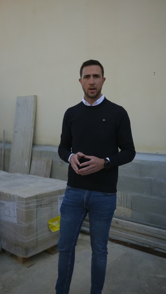 Post 8 by Curro López | Asesor Inmobiliario on Instagram (video)