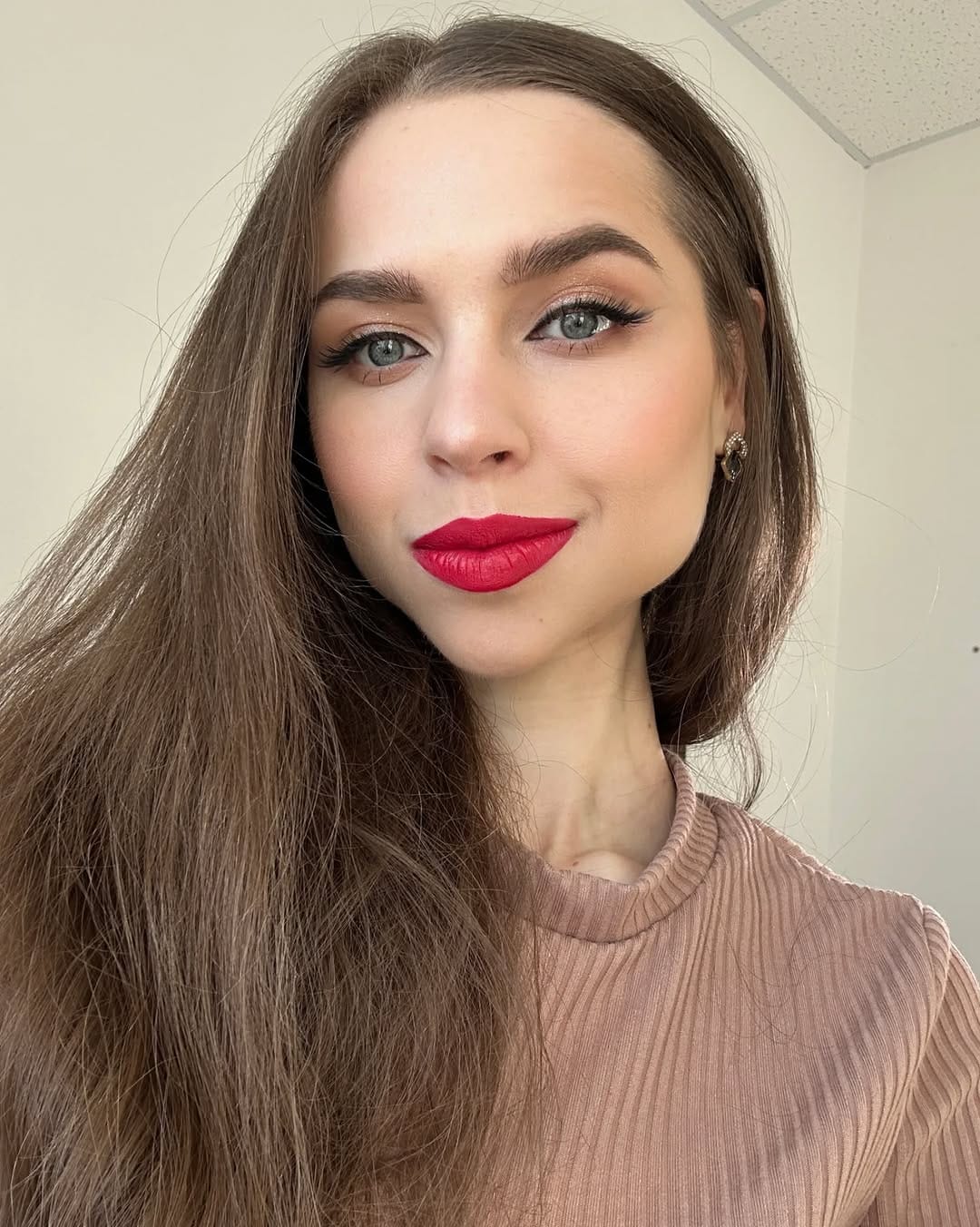 Post 8 by Алена Сергеевна on Instagram (carousel)