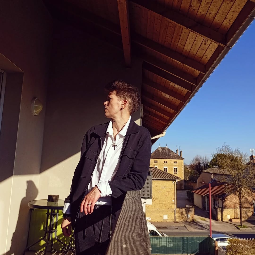 Post 4 by Milo on Instagram (image)