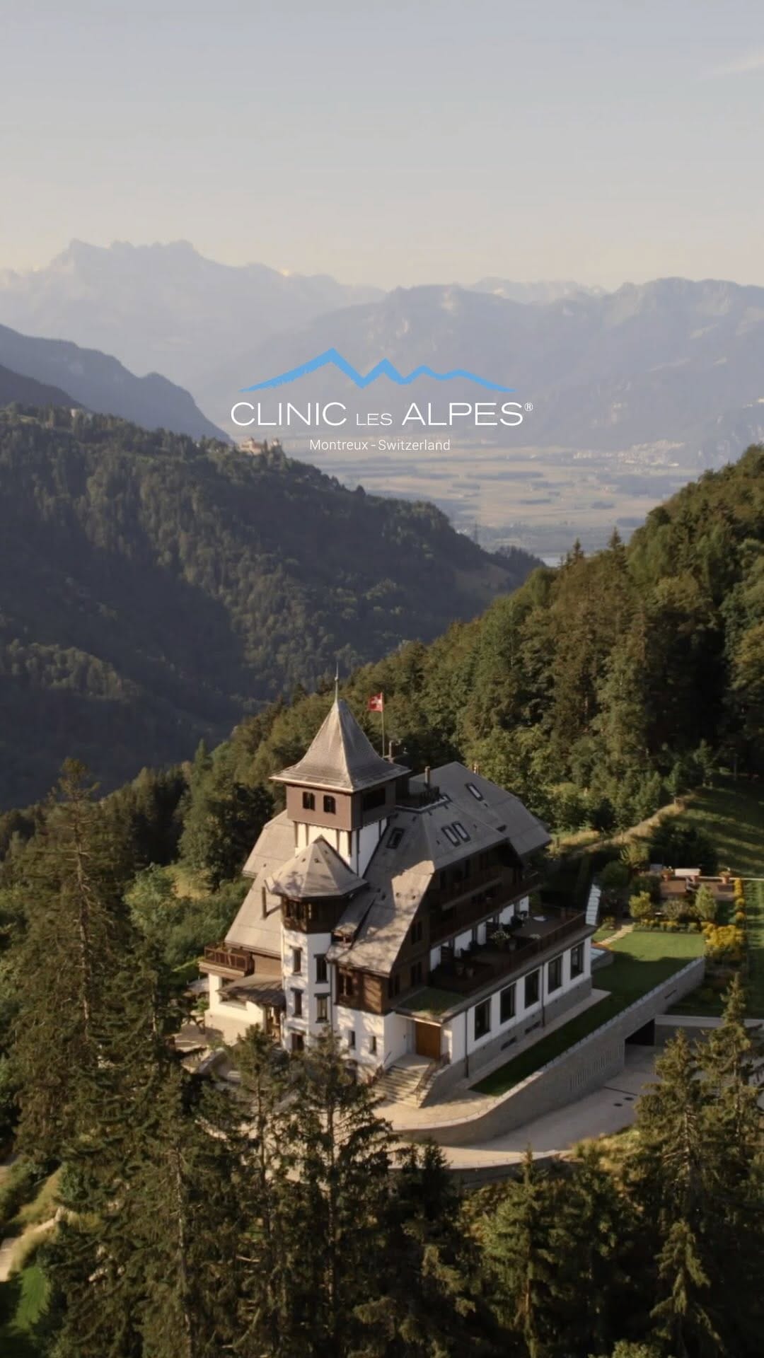 Post 6 by Clinic Les Alpes on Instagram (video)