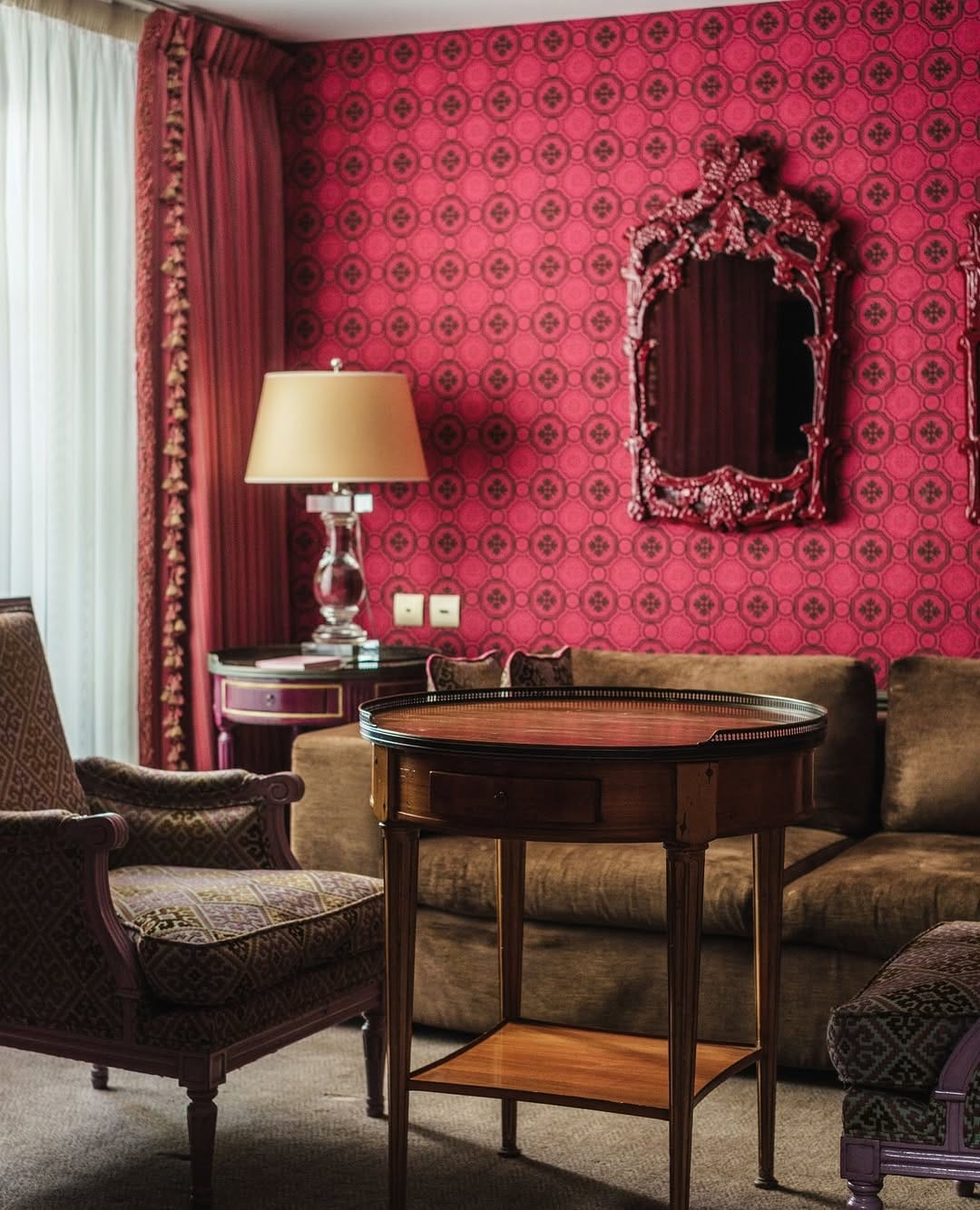 Post 5 by La Maison Favart**** on Instagram (image)