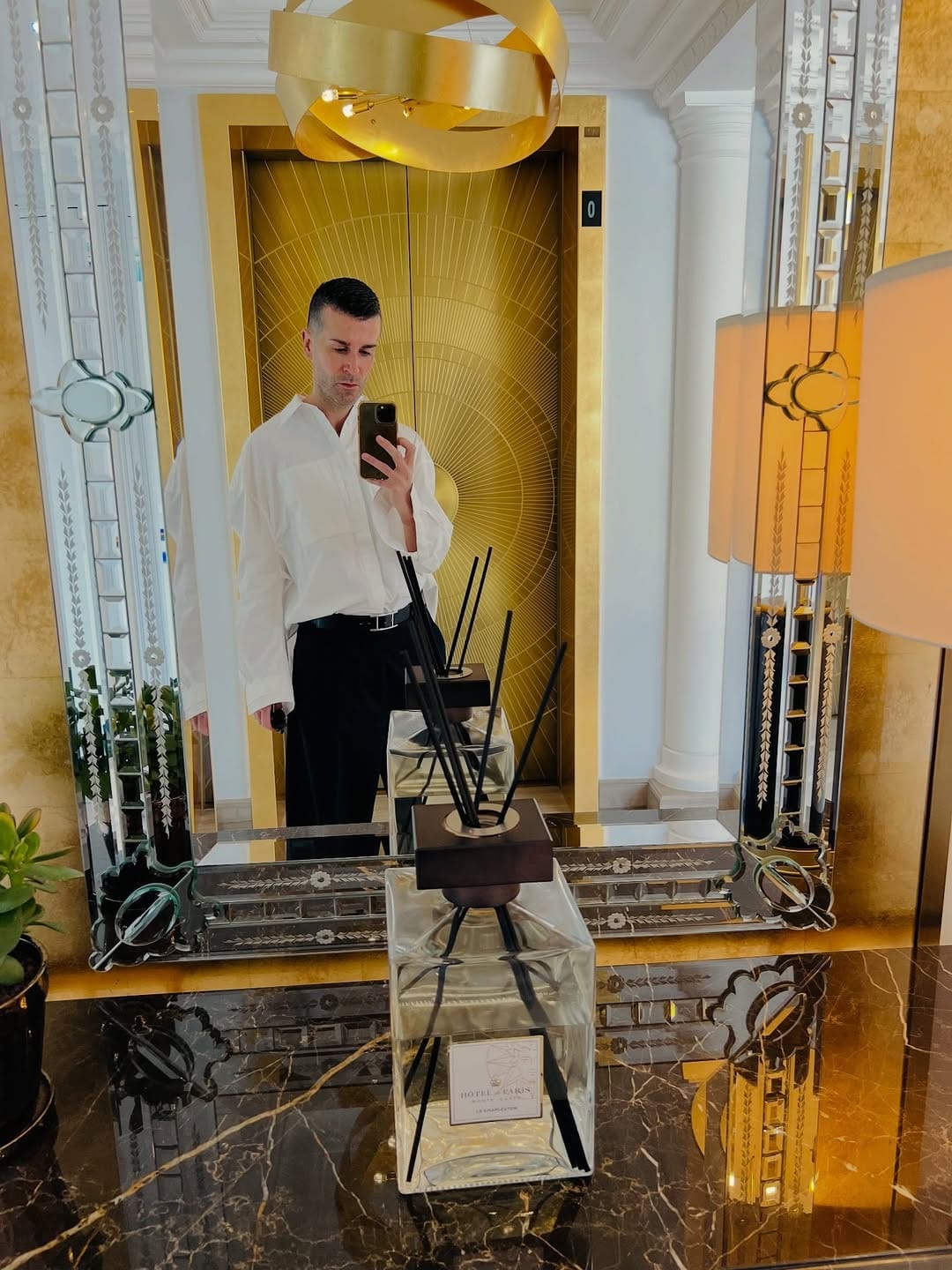 Post 6 by Centre Laser Liberté©️ on Instagram (carousel)