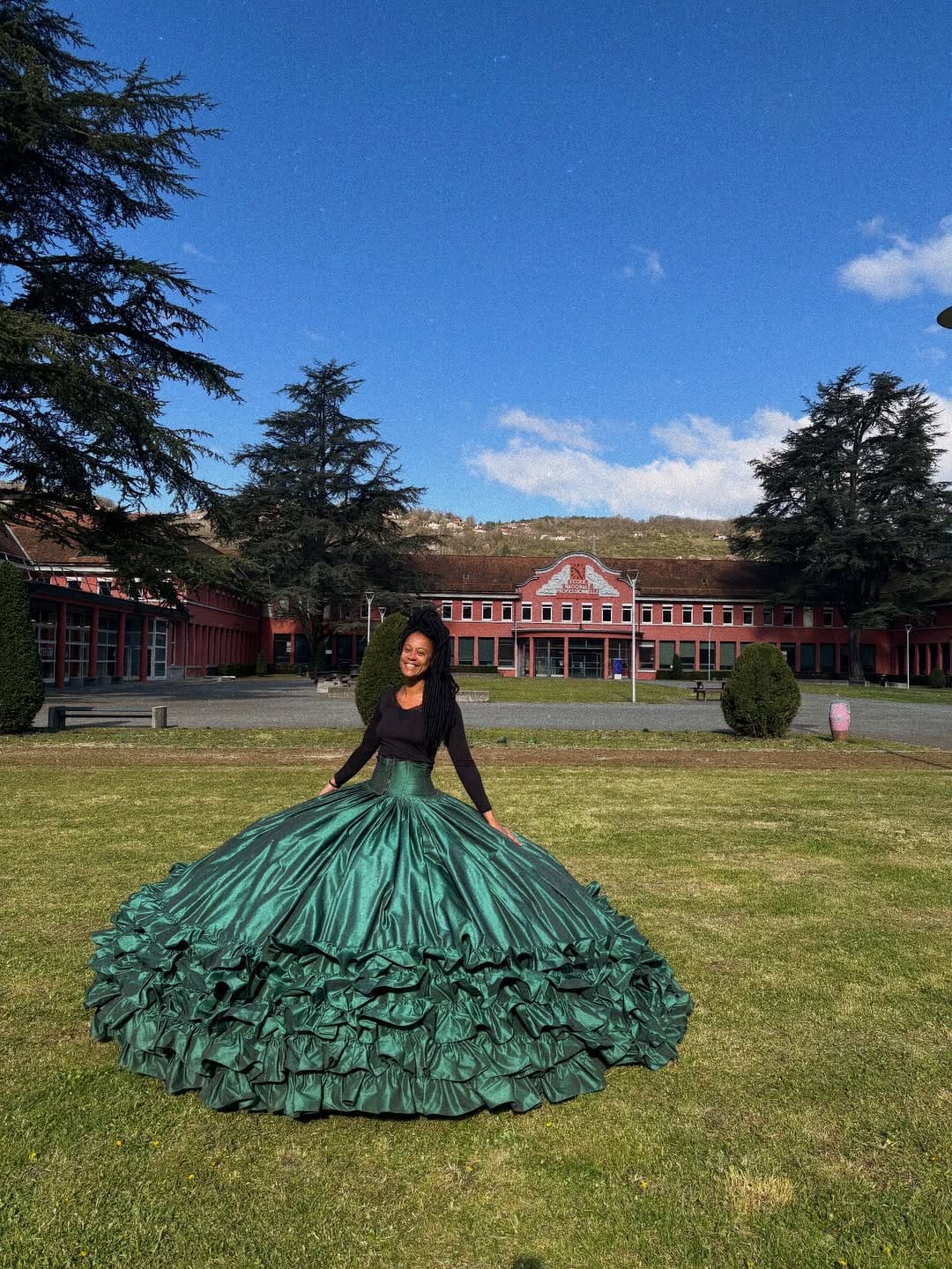 Post 4 by Clarisse Lhoni-Botte on Instagram (carousel)