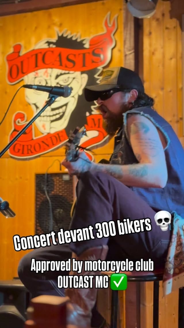 Post 5 by LORIS VALLOIS / CHUCK SANCHEZ on Instagram (video)