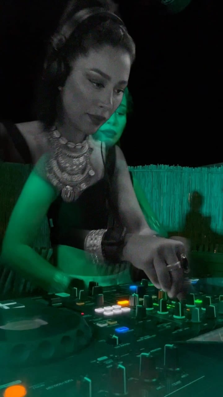 Post 2 by DIESE [diːez] on Instagram (video)