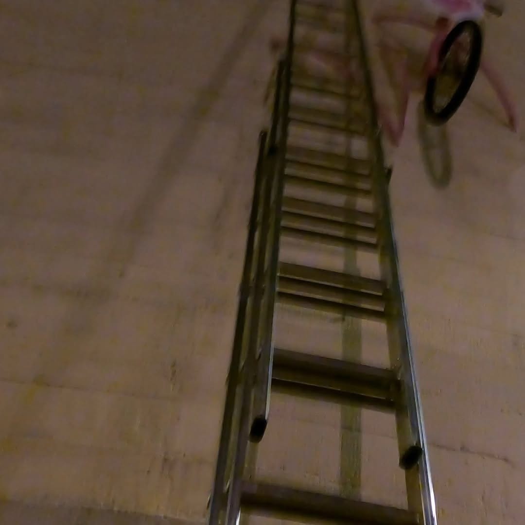 Post 9 by Monsieur BMX on Instagram (video)