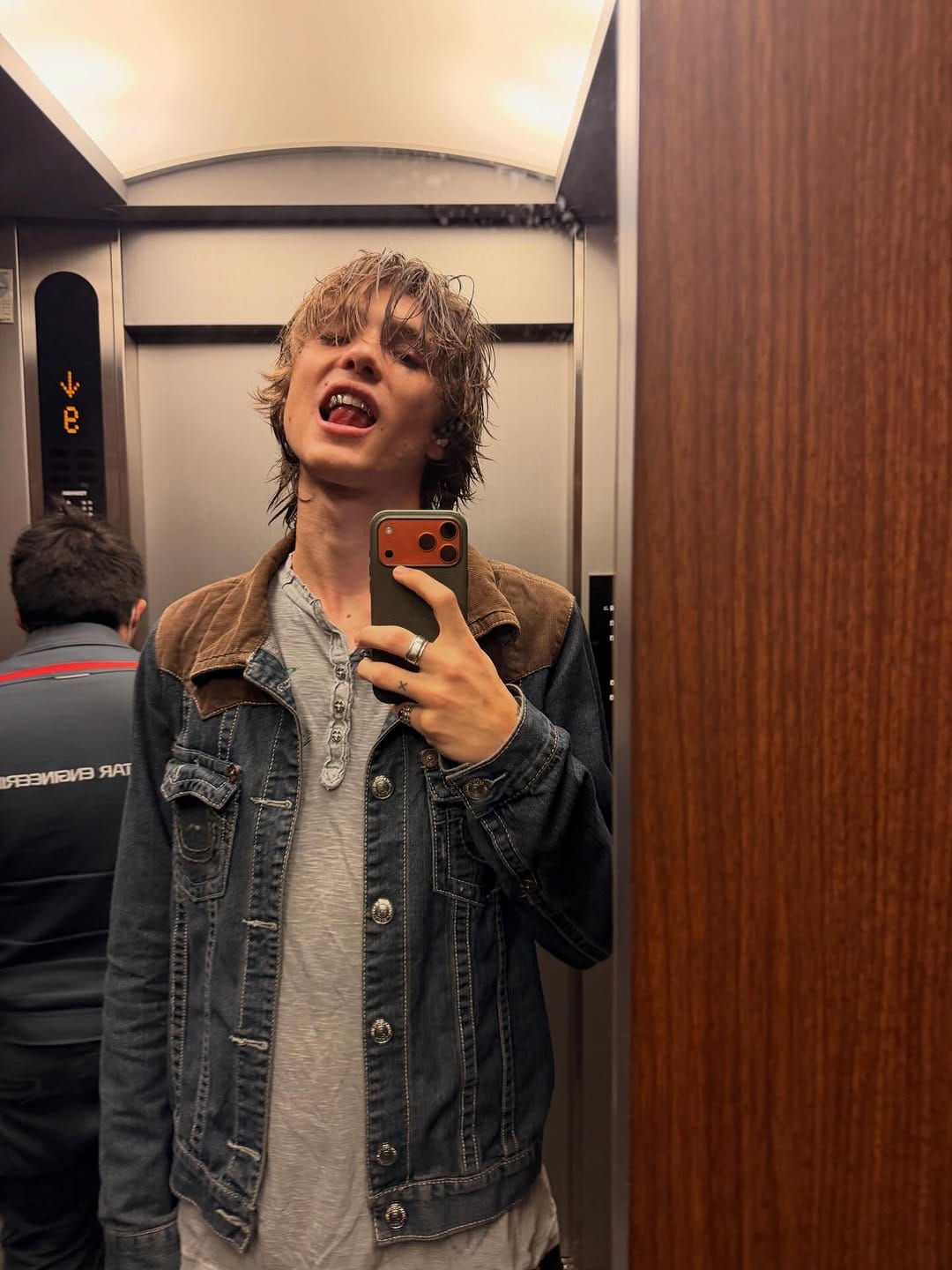 Post 6 by Sam Owen on Instagram (carousel)