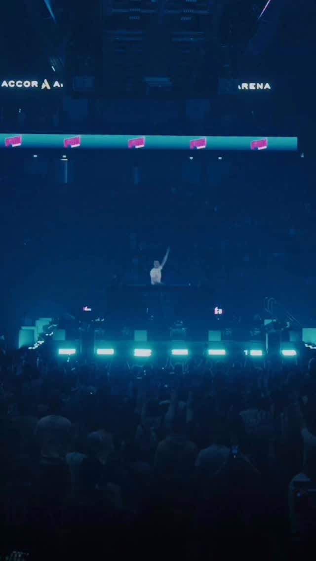 Post 2 by CARSEN on Instagram (video)