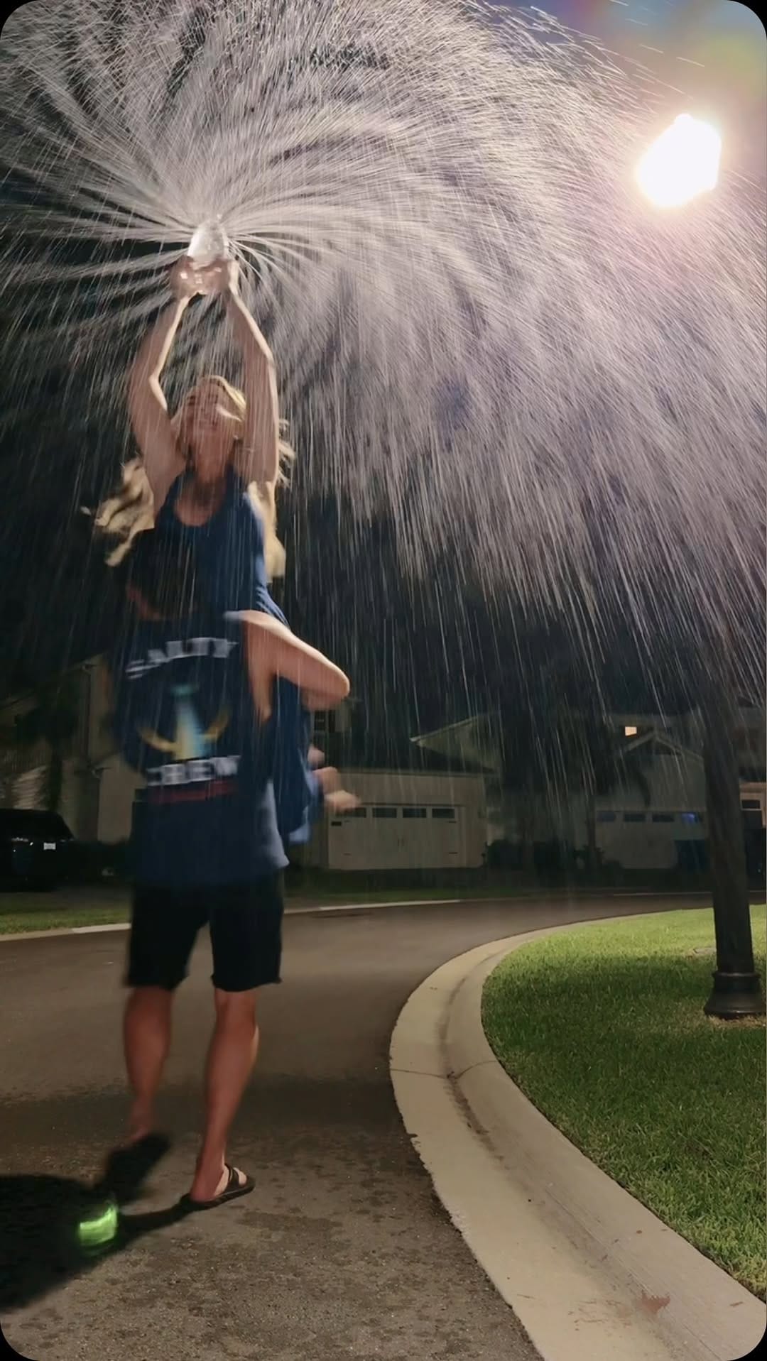 Post 9 by Wyland on Instagram (video)