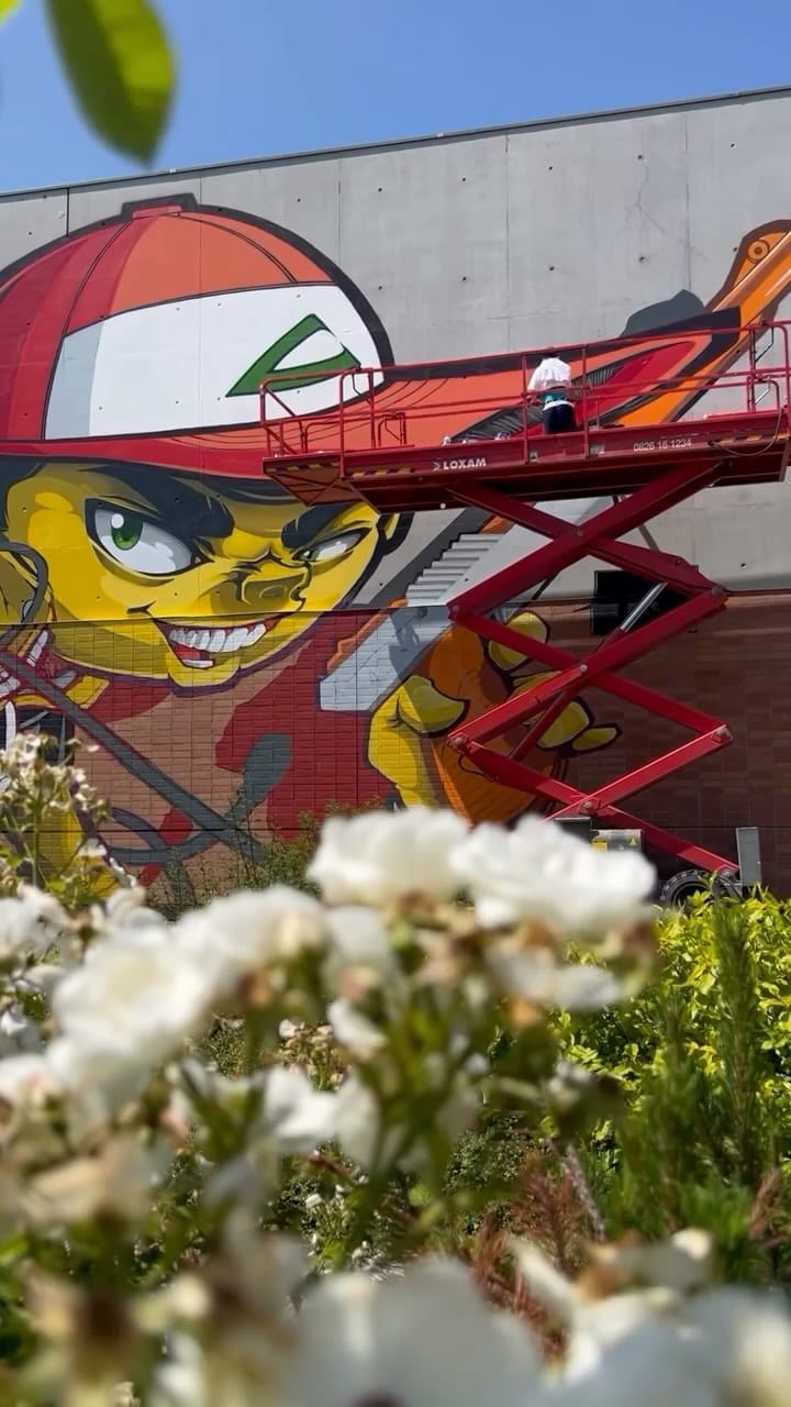 Post 7 by Le Mec Blasé on Instagram (video)