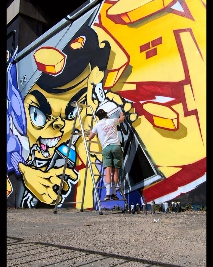 Post 10 by Le Mec Blasé on Instagram (video)