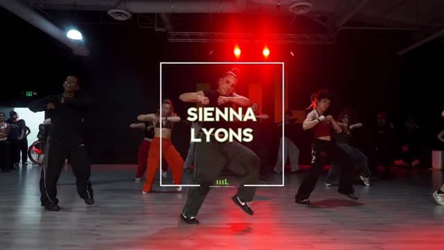 Post 5 by Sienna Lyons on Instagram (video)