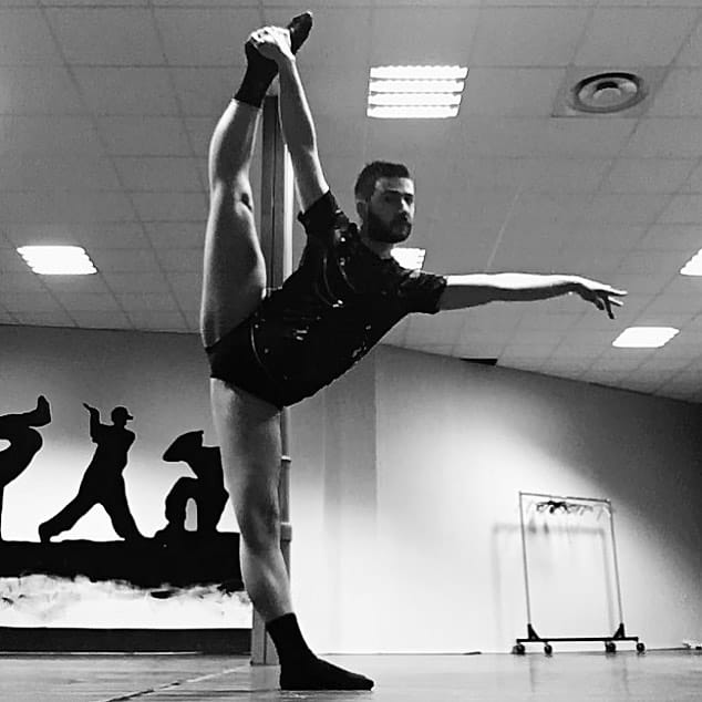 Post 9 by Alex Hernandez on Instagram (image)