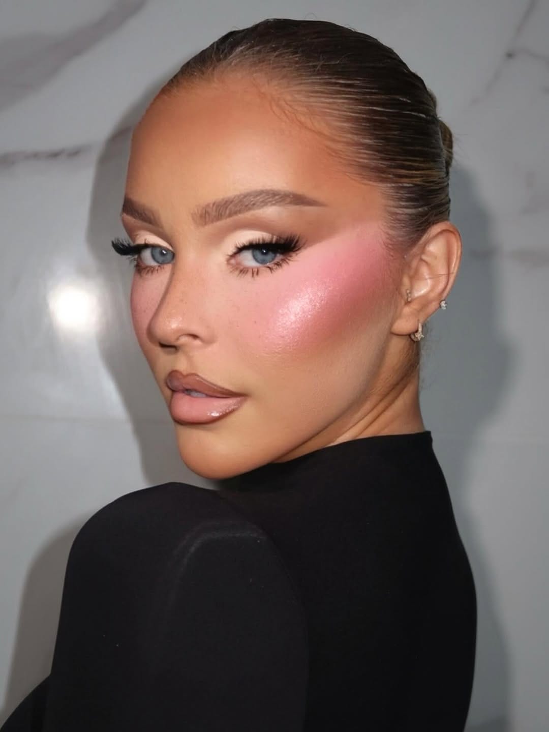 Post 10 by MEL MUA ✨ on Instagram (carousel)