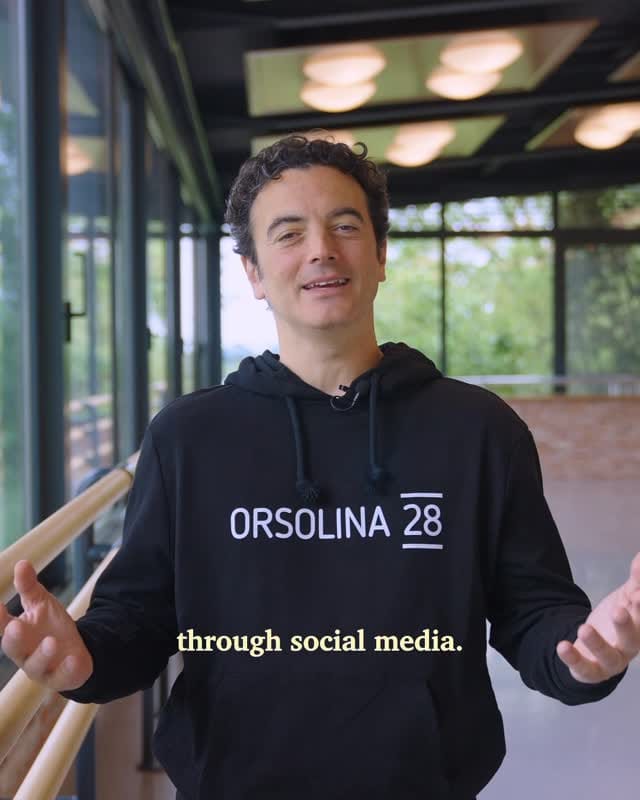 Post 3 by Alessio Carbone on Instagram (video)