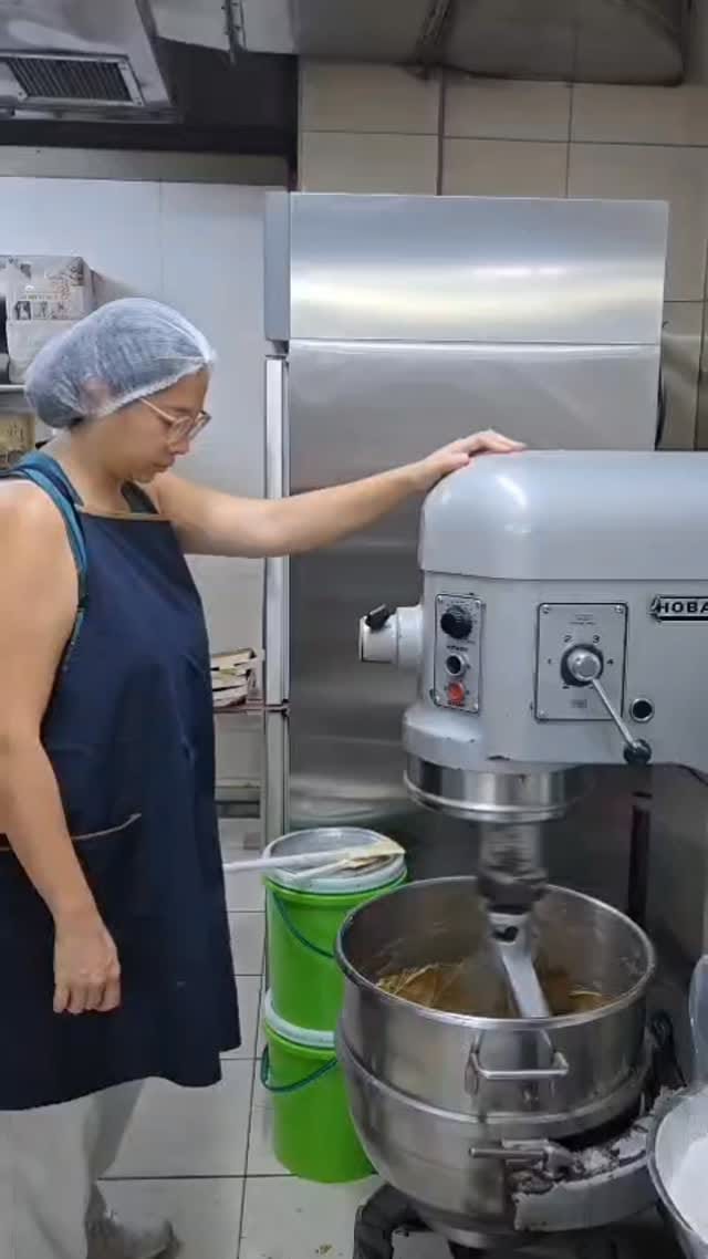 Post 2 by Carmela on Instagram (video)