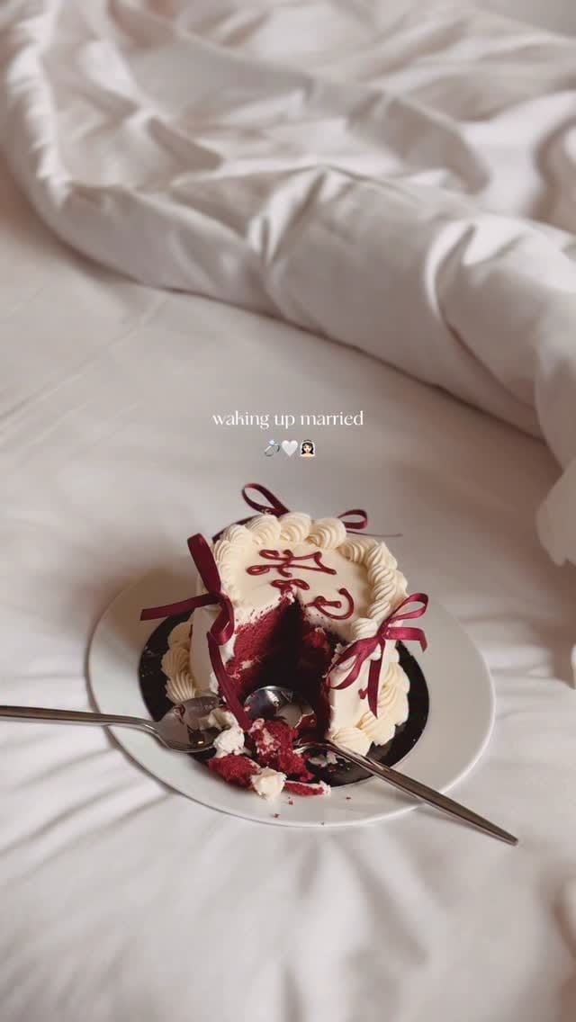 Post 6 by Angéline Layet (CarnetPrune) on Instagram (video)