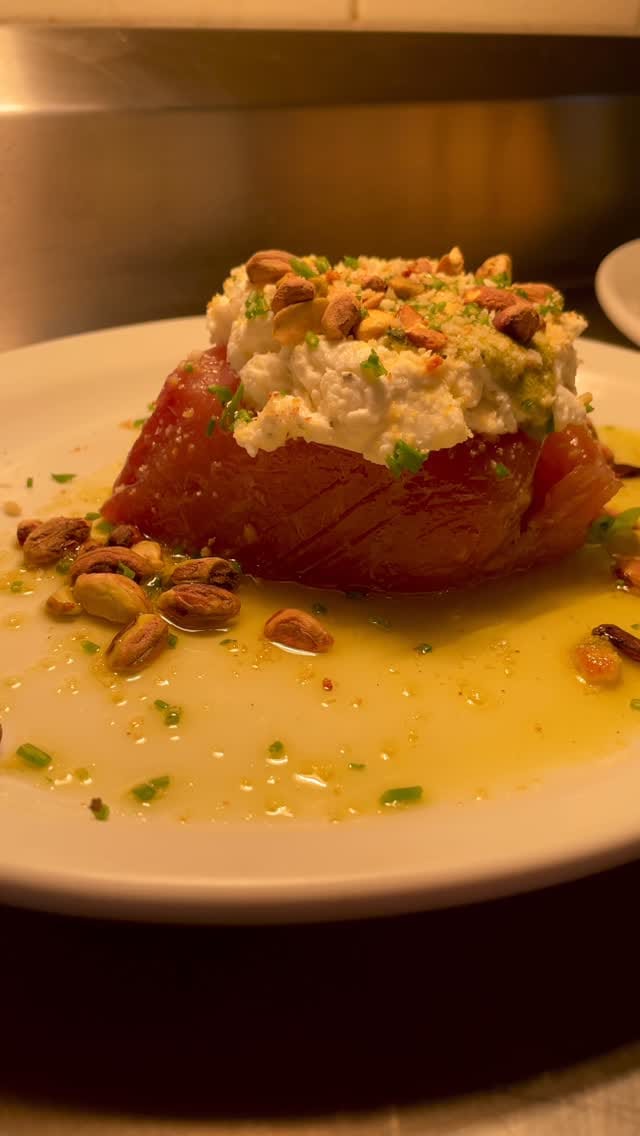 Post 3 by La Maison 218 | Restaurante Francês on Instagram (video)
