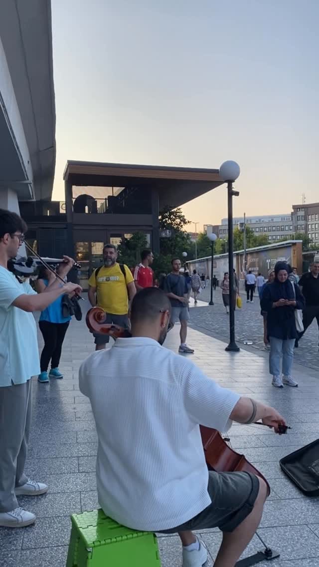 Post 4 by cmlyn on Instagram (video)