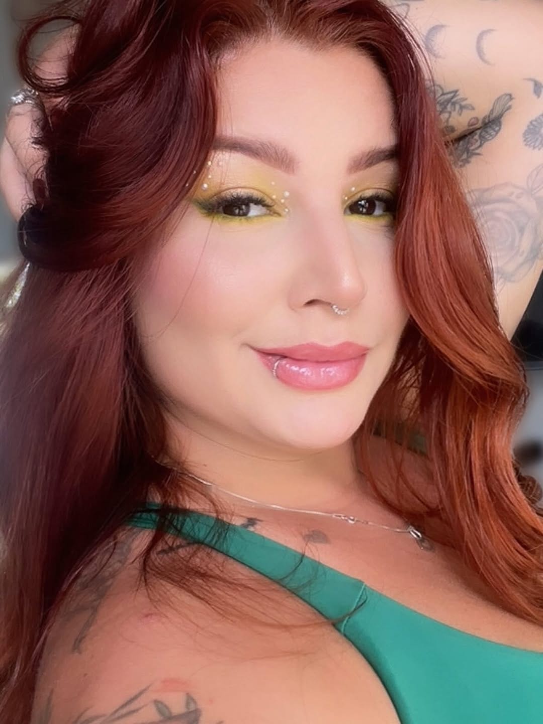 Post 3 by Emelli Naomi🦊 MAQUIADORA  ARACAJU-SE💄 on Instagram (carousel)