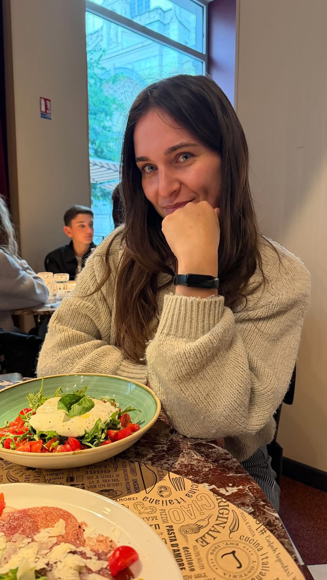 Post 7 by Anna Loves Food - Tastes of Lyon - Guide Touristique Culinaire on Instagram (video)