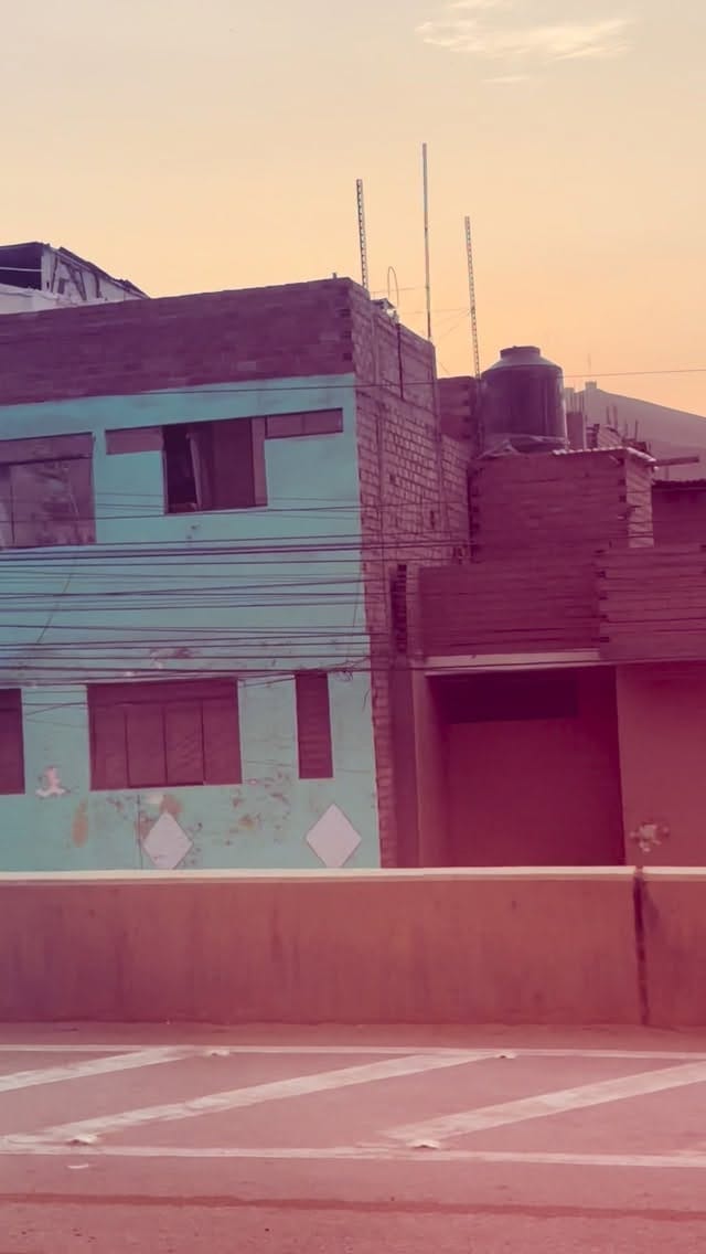 Post 4 by Philippe on Instagram (video)
