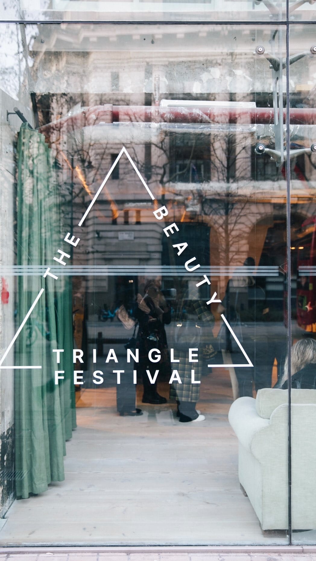 Post 10 by THE BEAUTY TRIANGLE on Instagram (video)