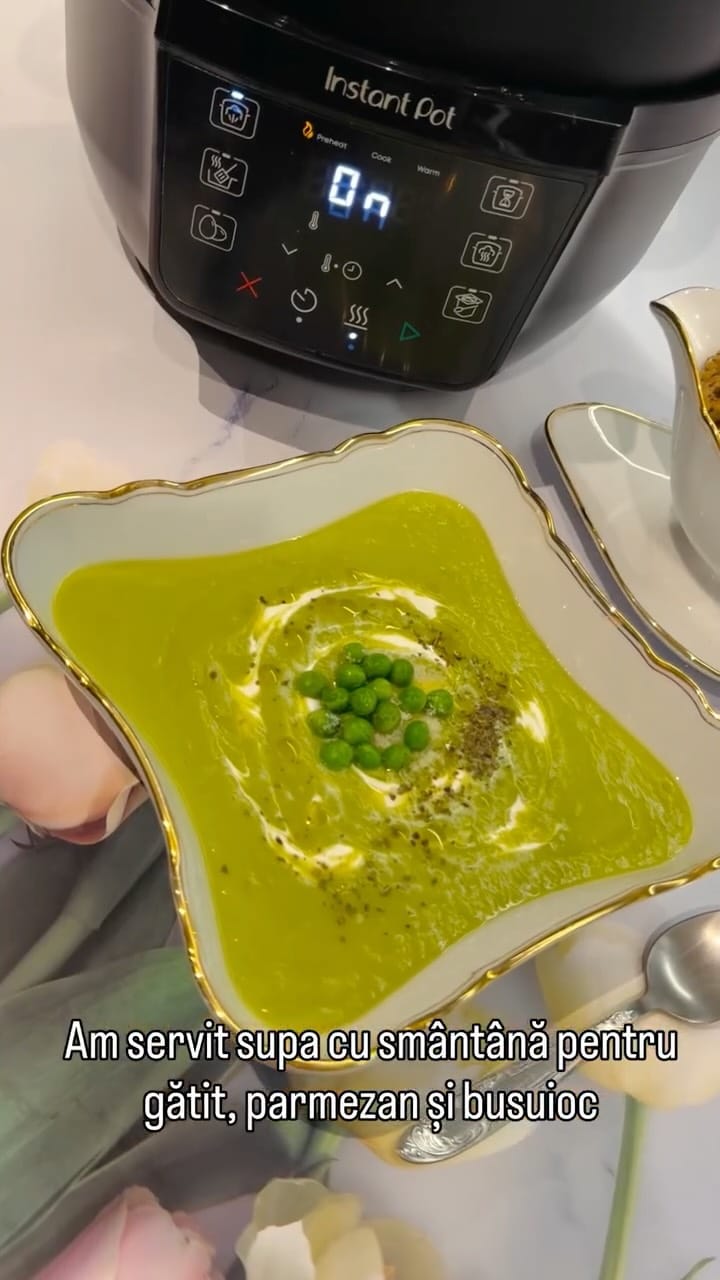 Post 3 by Emelicious.food on Instagram (video)