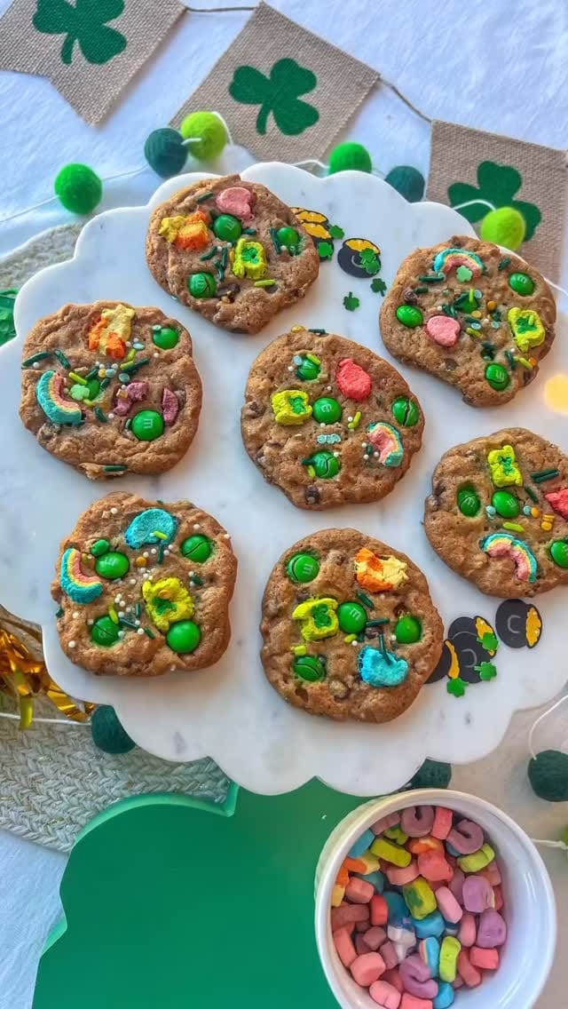 Post 7 by Caitlin and Cori on Instagram (video)