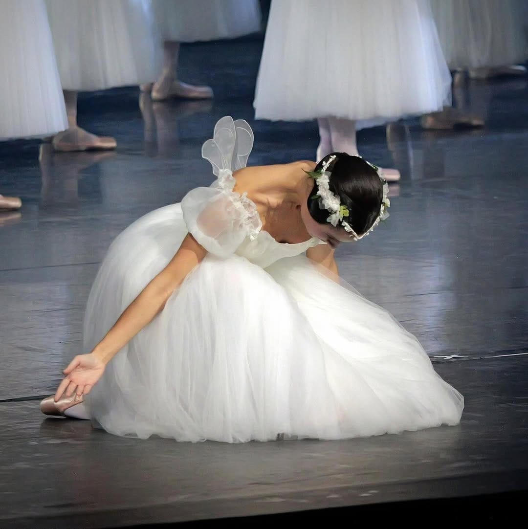 Post 7 by Luna Peigné on Instagram (image)