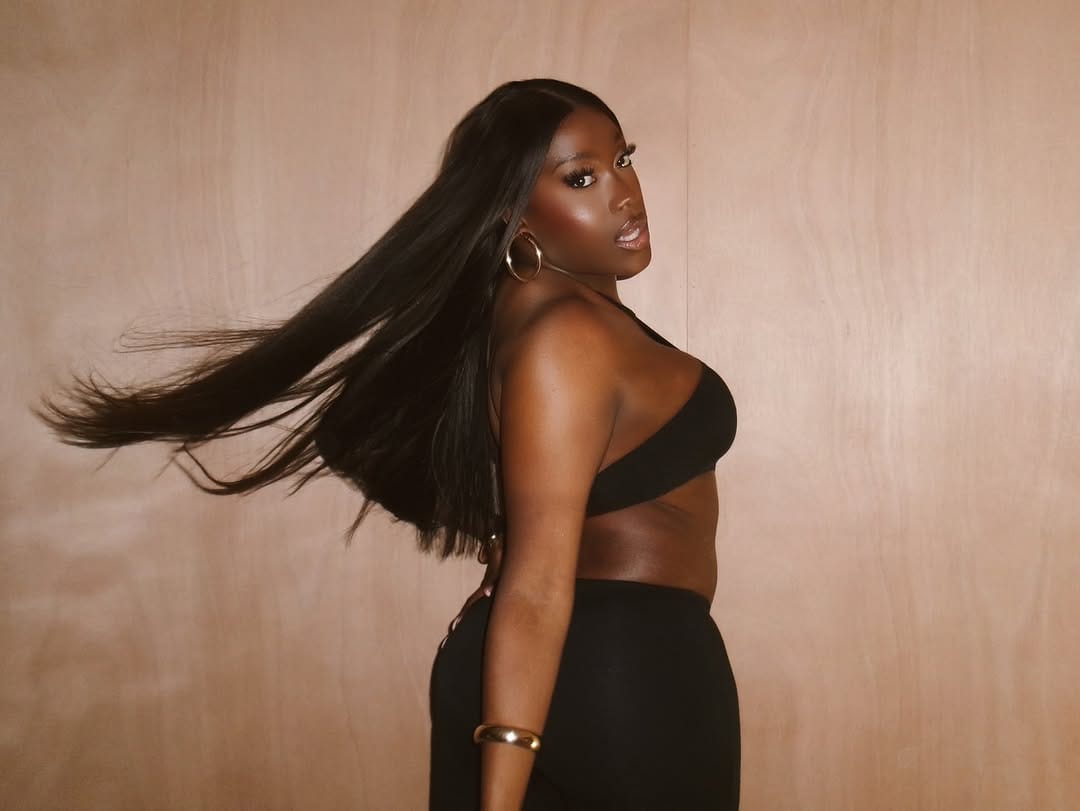 Post 7 by 𝐆𝐢𝐒𝐄𝐋𝐋𝐄 𝐏𝐀𝐋𝐌𝐄𝐑 👸🏾🦋 on Instagram (image)
