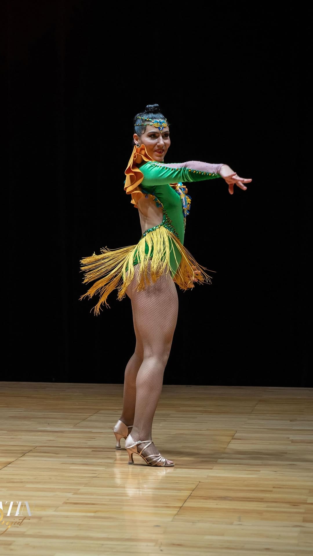 Post 6 by Miléna Dmp Dancer on Instagram (video)