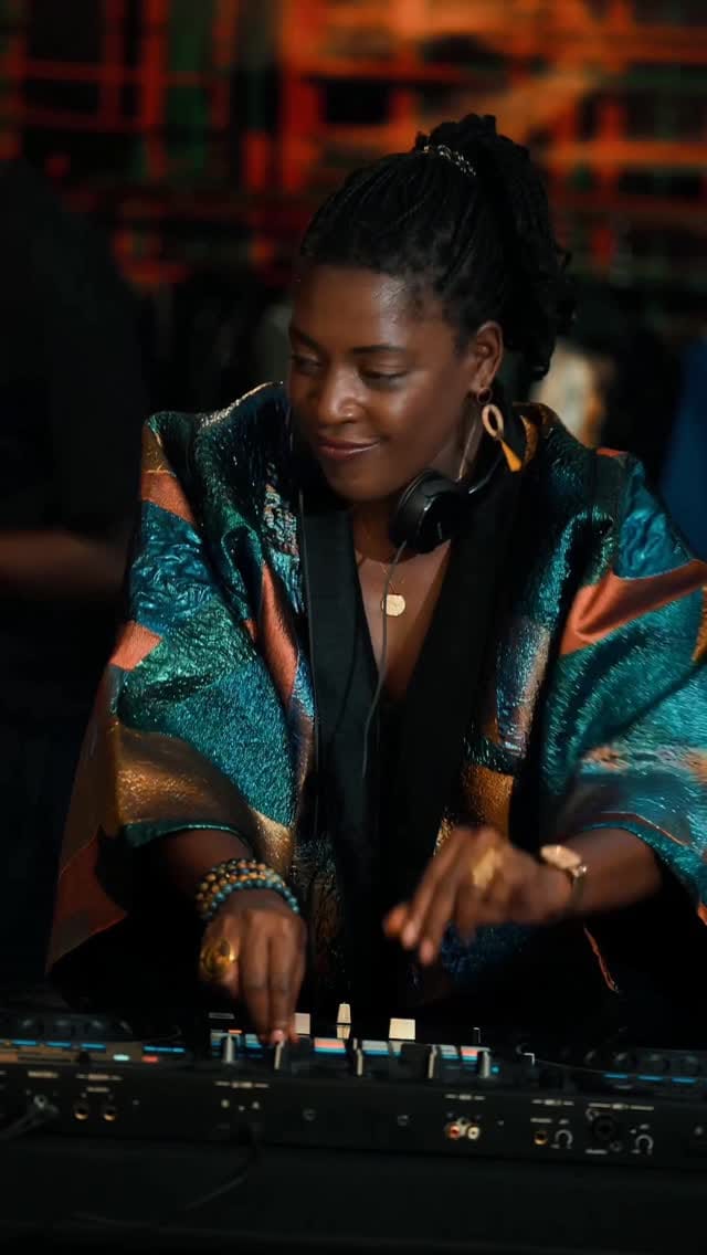 Post 2 by Dj Miss Mak | Dj & Events on Instagram (video)