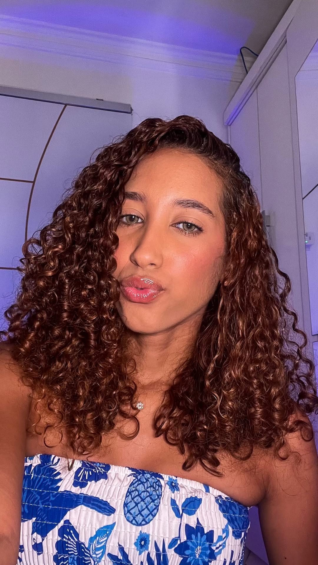 Post 9 by Camylla Myllena on Instagram (video)