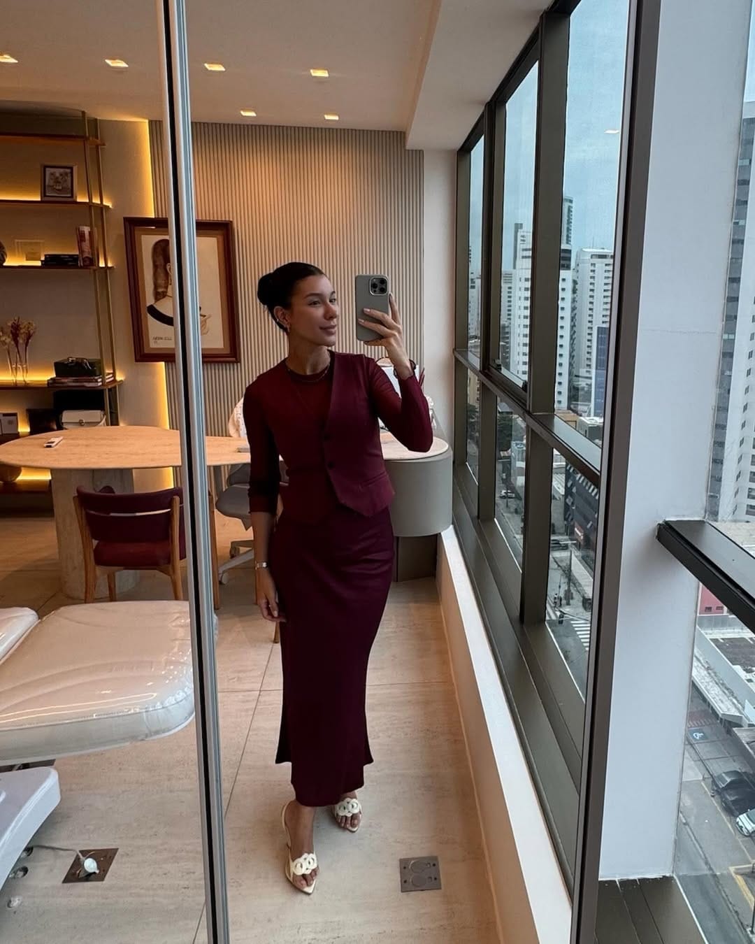 Post 7 by Nicoly Monteiro | Harmonização Facial on Instagram (carousel)