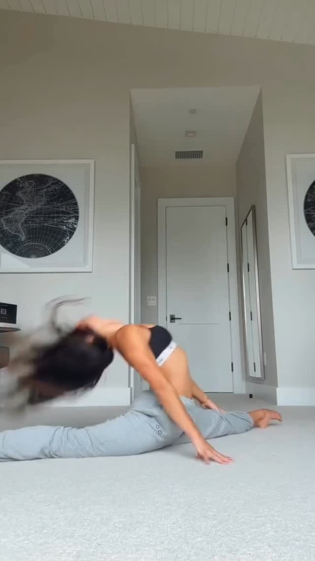 Post 5 by Brazilian Body Fitness Bali on Instagram (video)