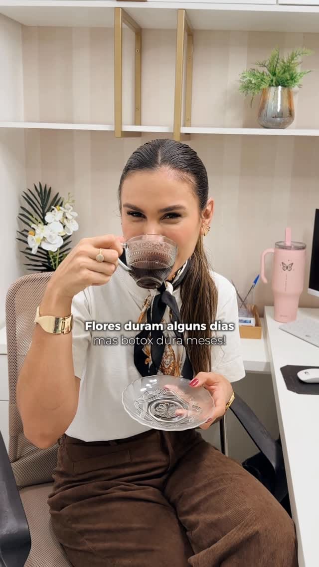 Post 2 by Dra Stelmann • Estética Facial, Corporal e Tricologia 💕 on Instagram (video)