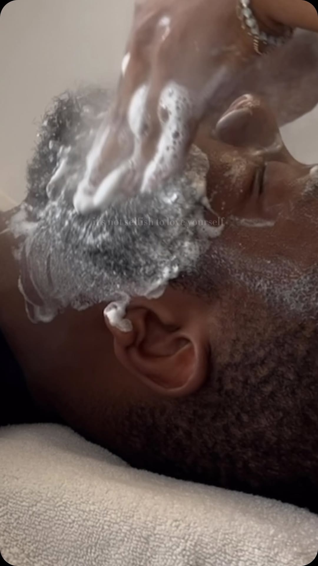 Post 10 by Ony L. | LA Esthetician on Instagram (video)